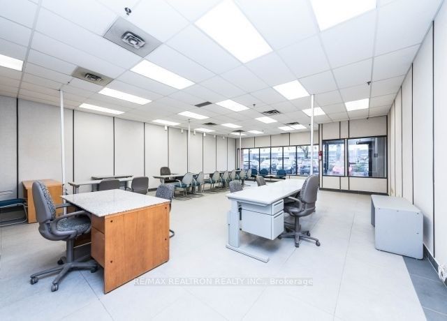 3300 Steeles Ave W, #8