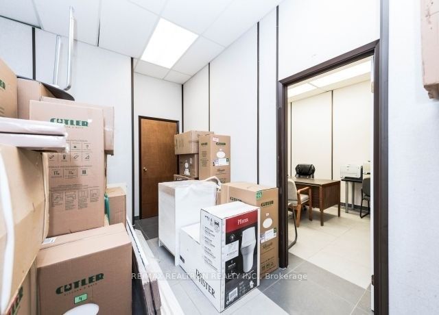 3300 Steeles Ave W, #8