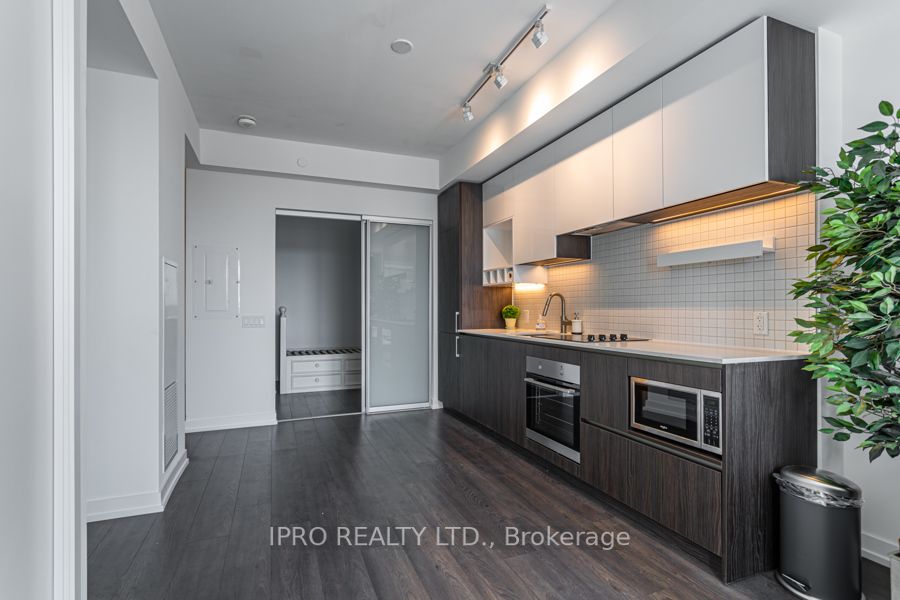 898 Portage Pkwy, #4207