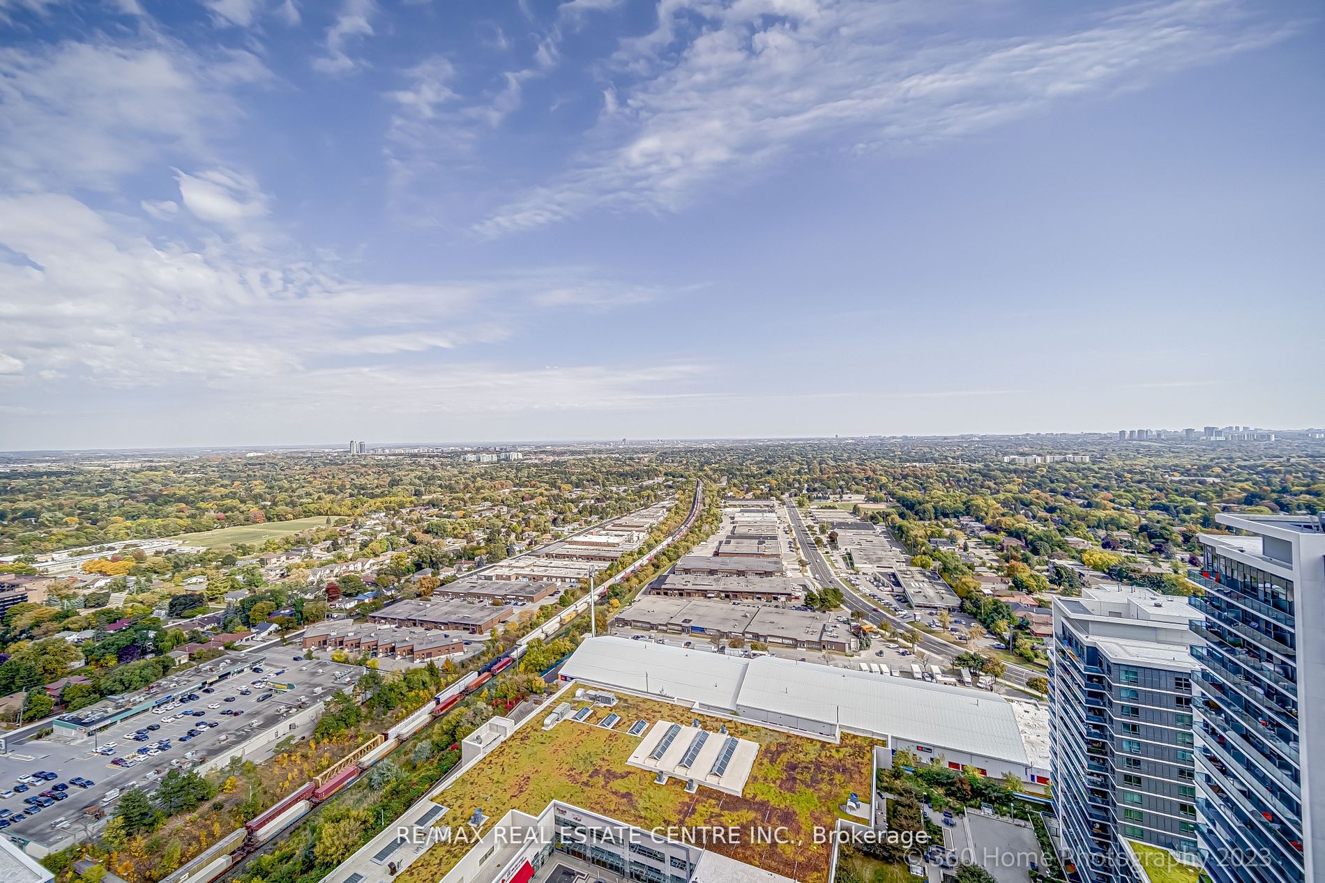 7171 Yonge St, #Ph02