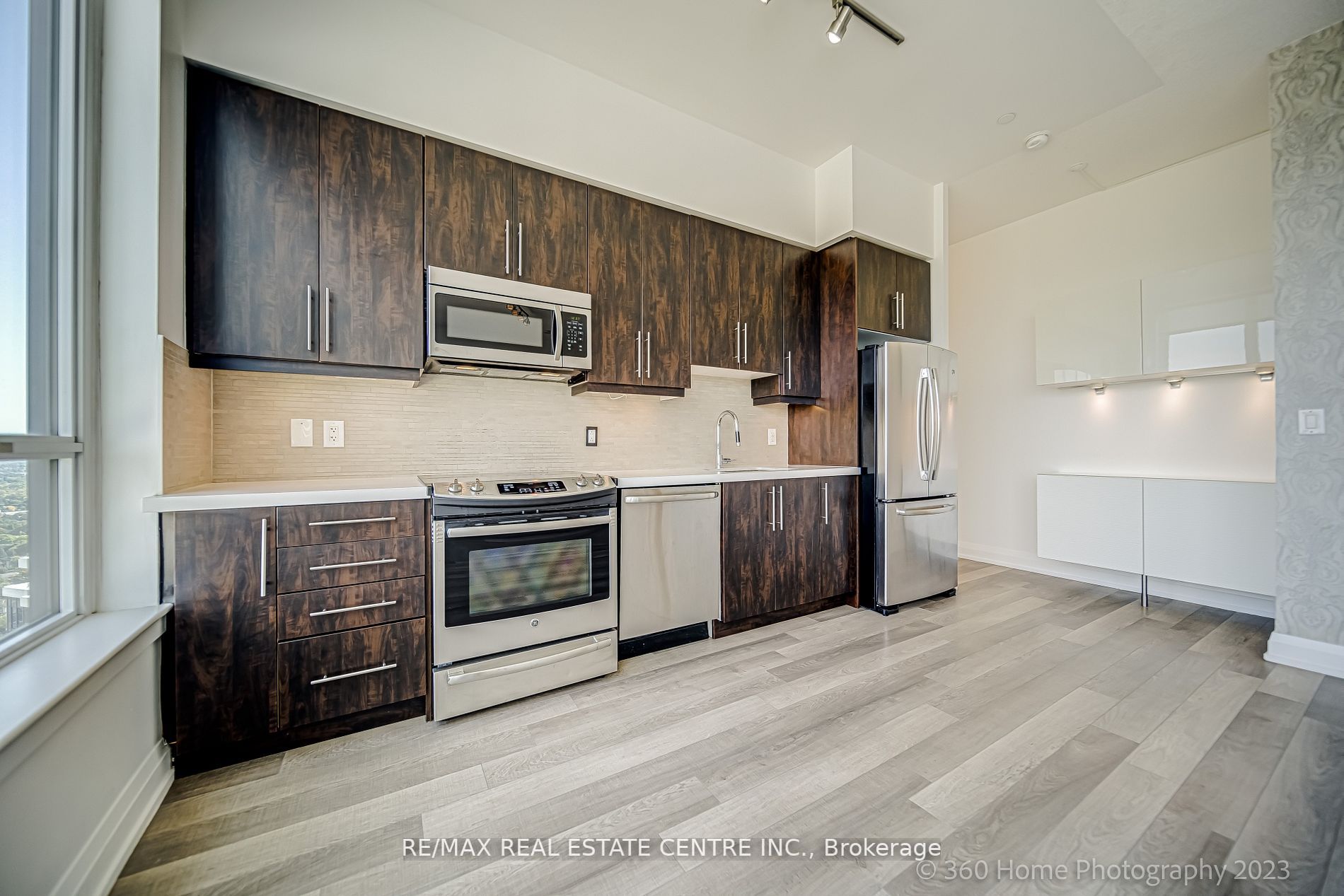 7171 Yonge St, #Ph02