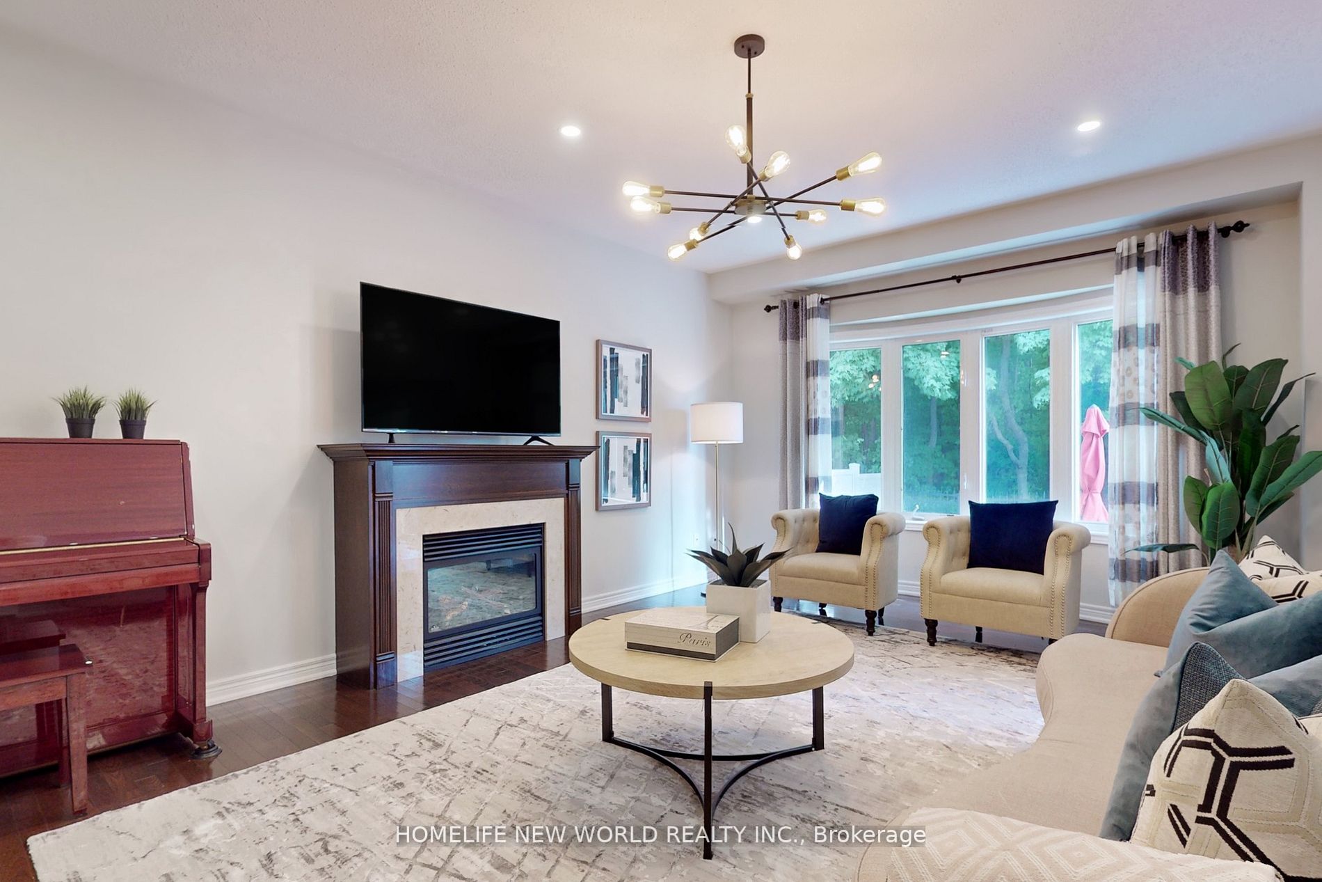 212 Golden Forest Rd