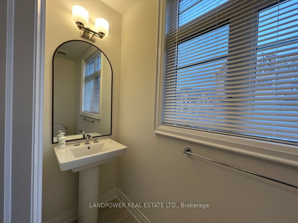 8 Bright Terrace Way