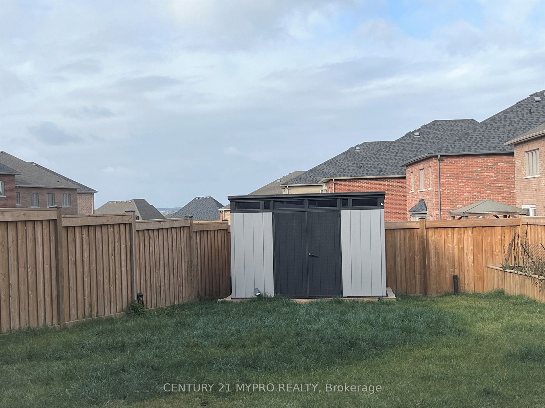 77 Frank Kelly Dr, #Bsmt