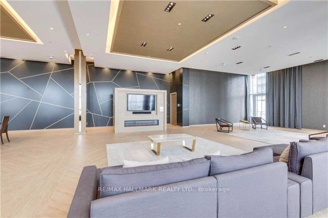 28 Uptown Dr, #331