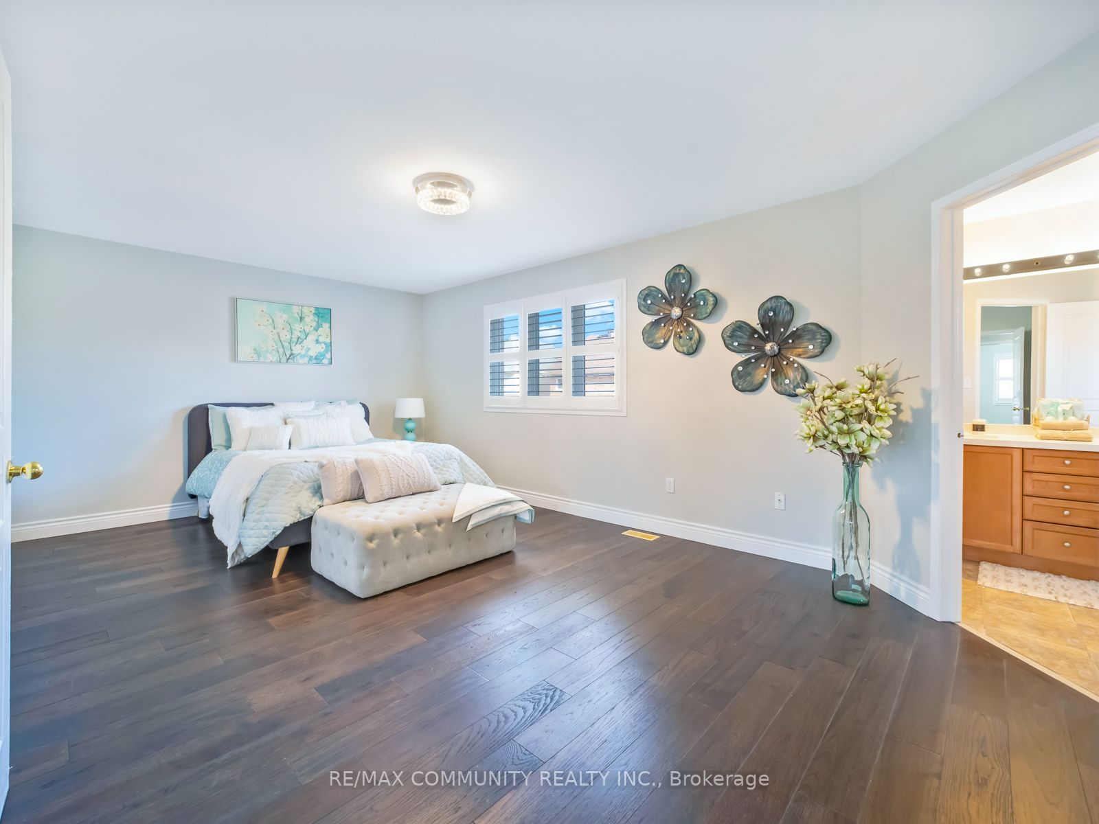 31 Clover St
