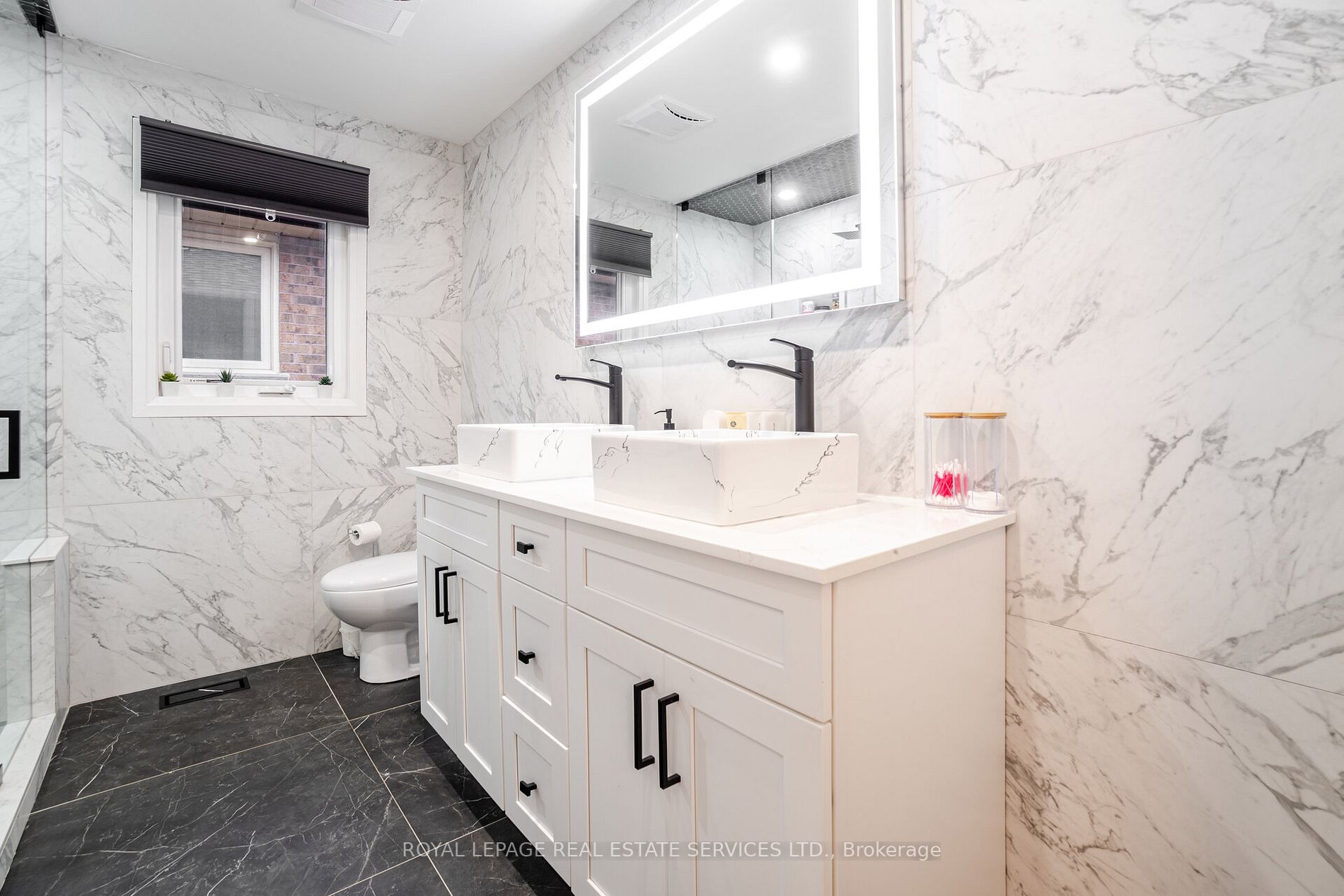 123 Carmen Cres