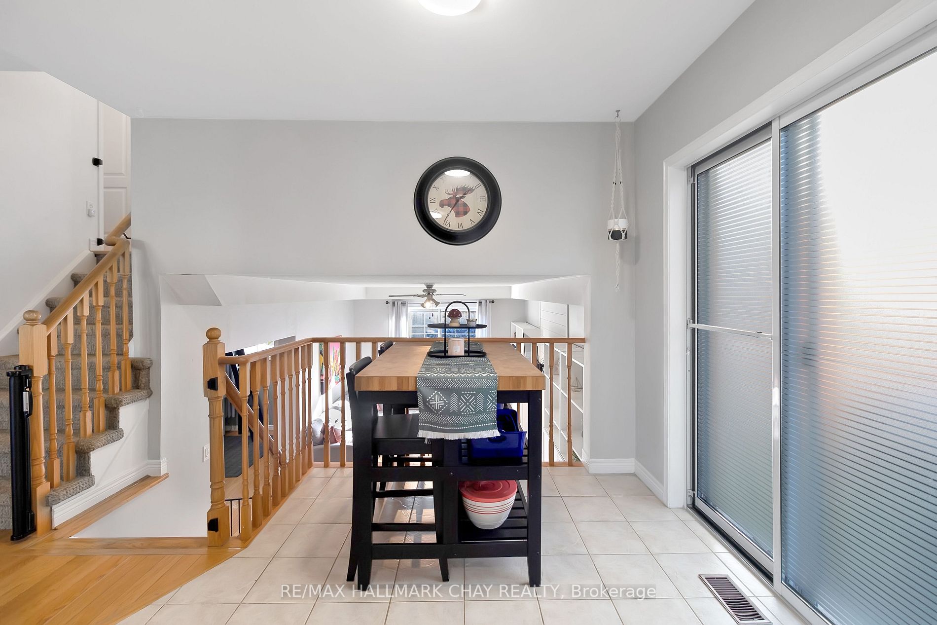 53 Oak St