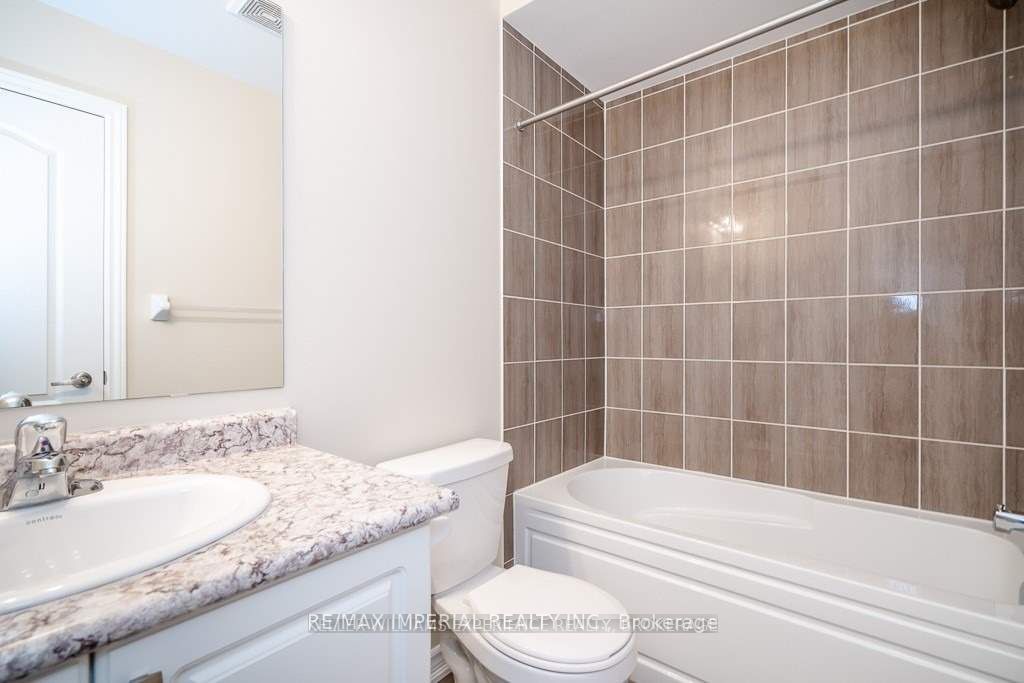 68 Milson Cres