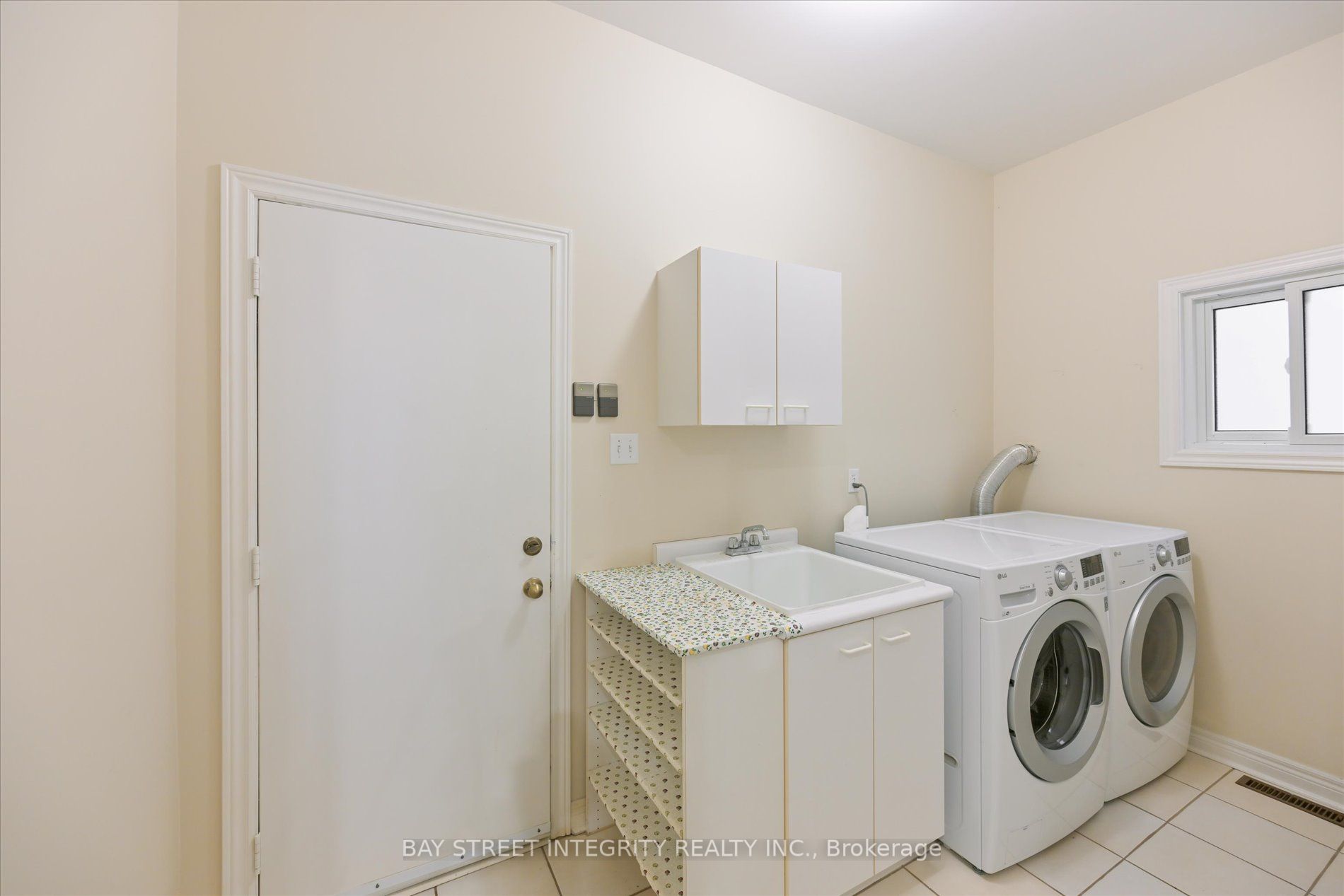 67 Grandlea Cres