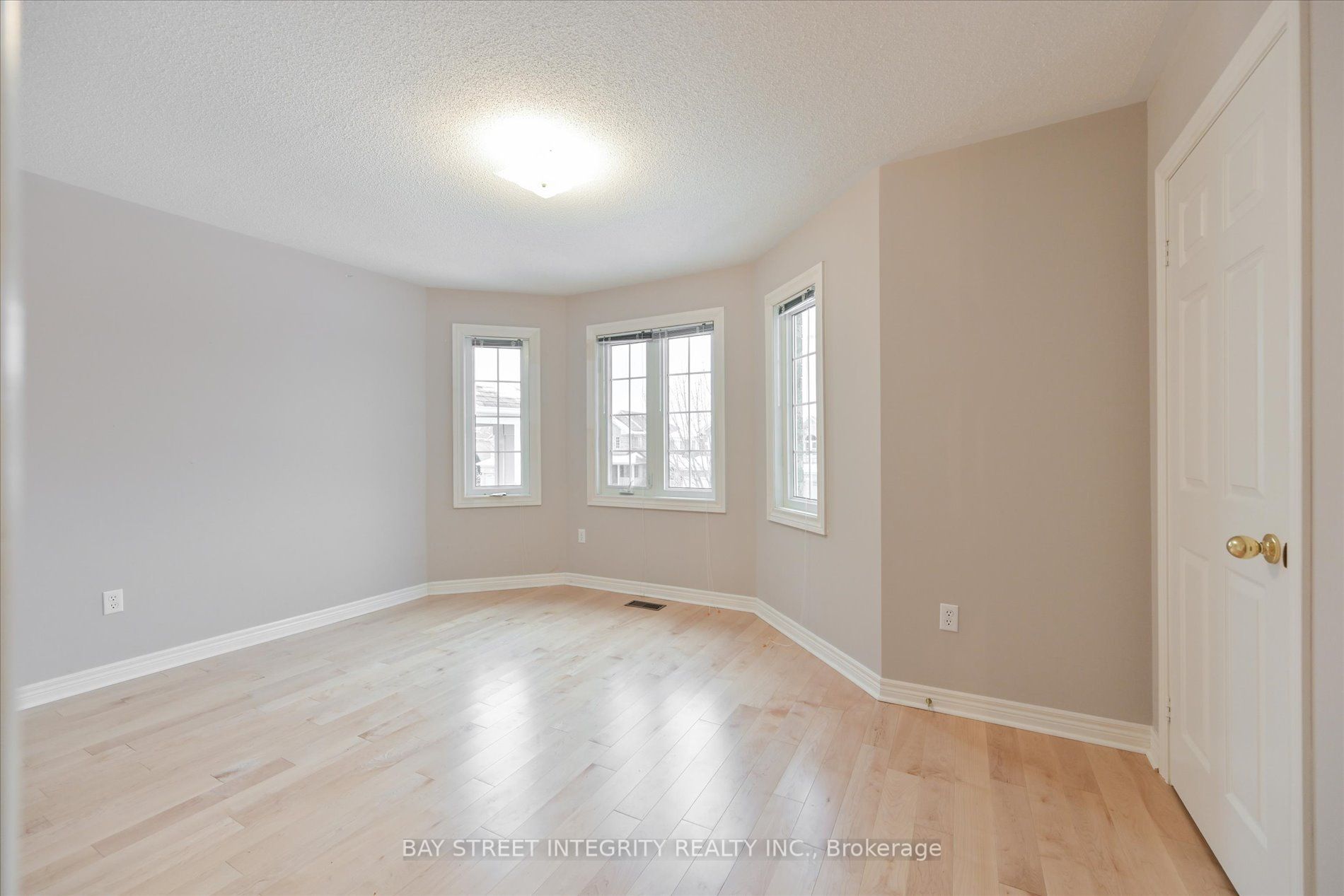 67 Grandlea Cres