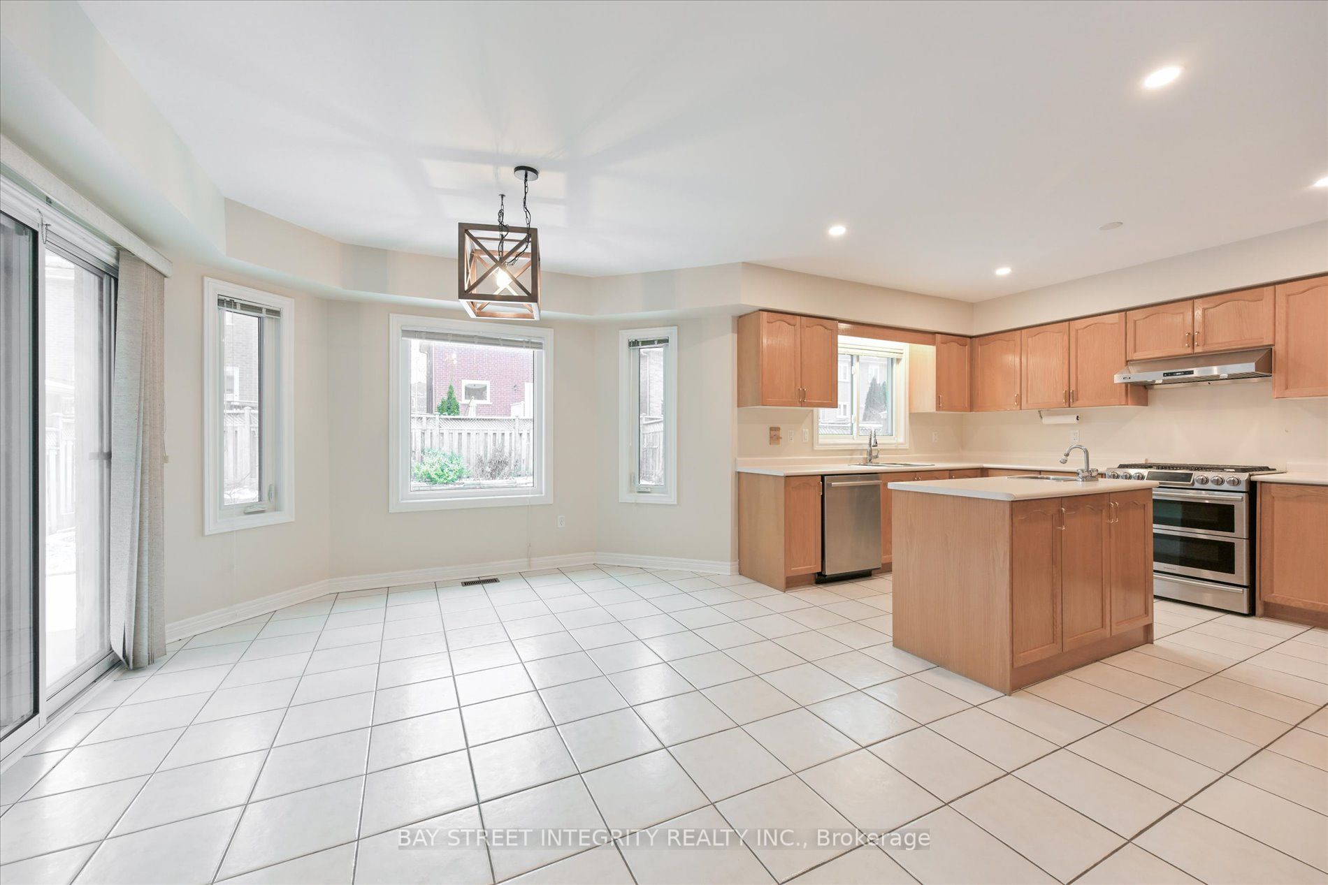 67 Grandlea Cres