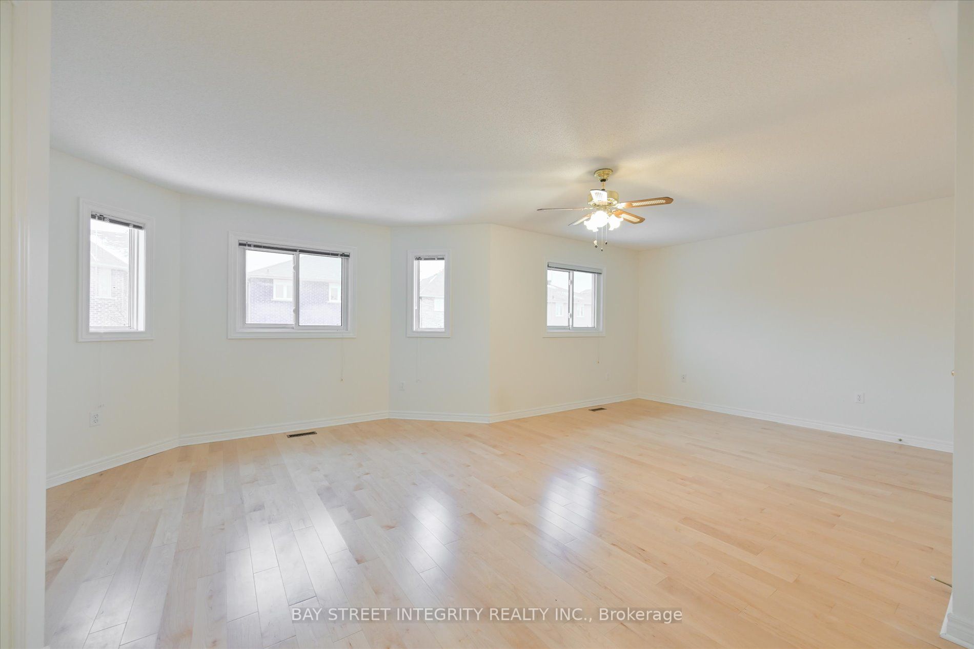 67 Grandlea Cres