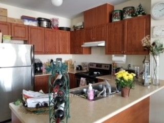 9441 Jane St, #211