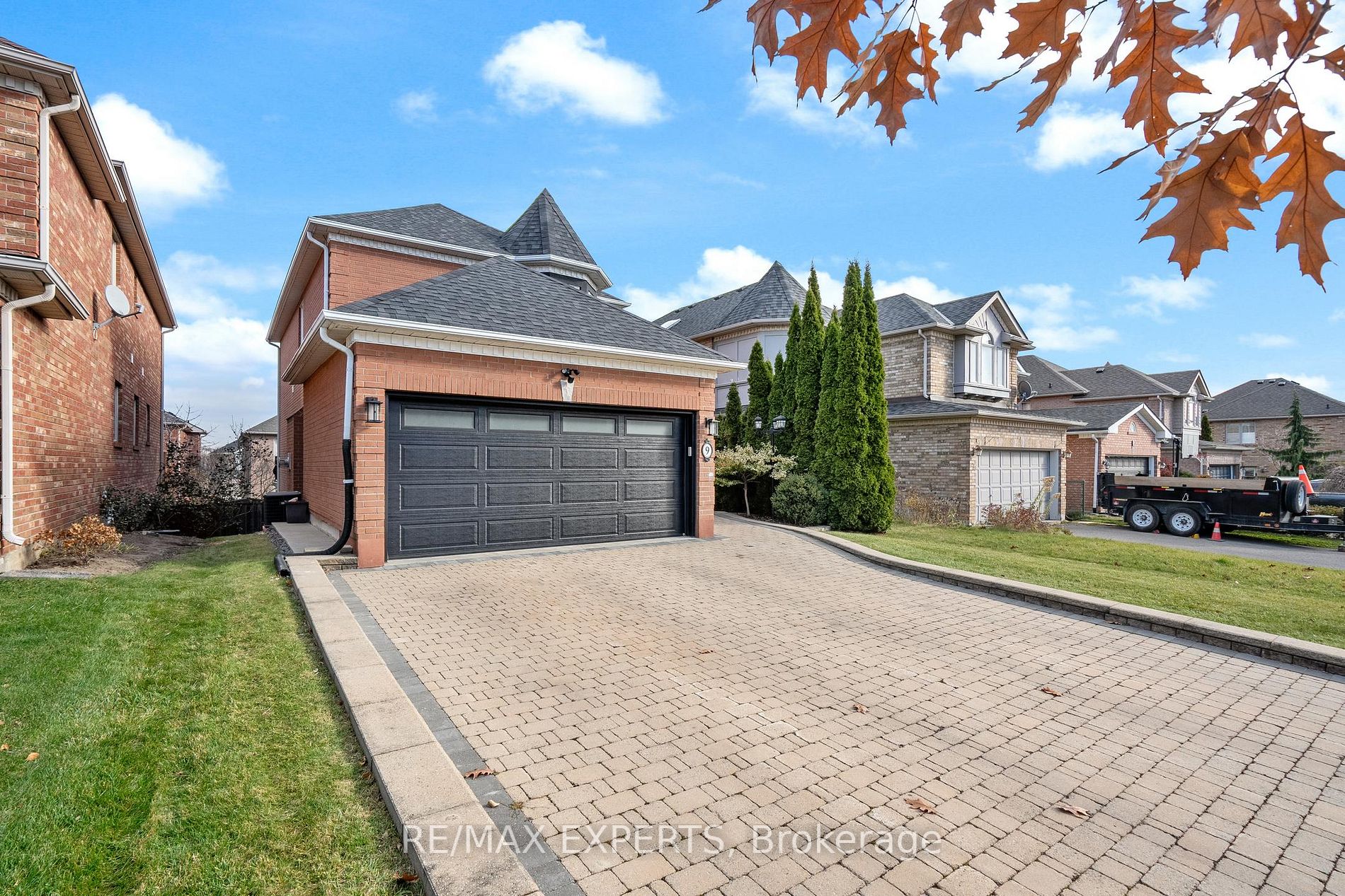 9 Caramel Cres