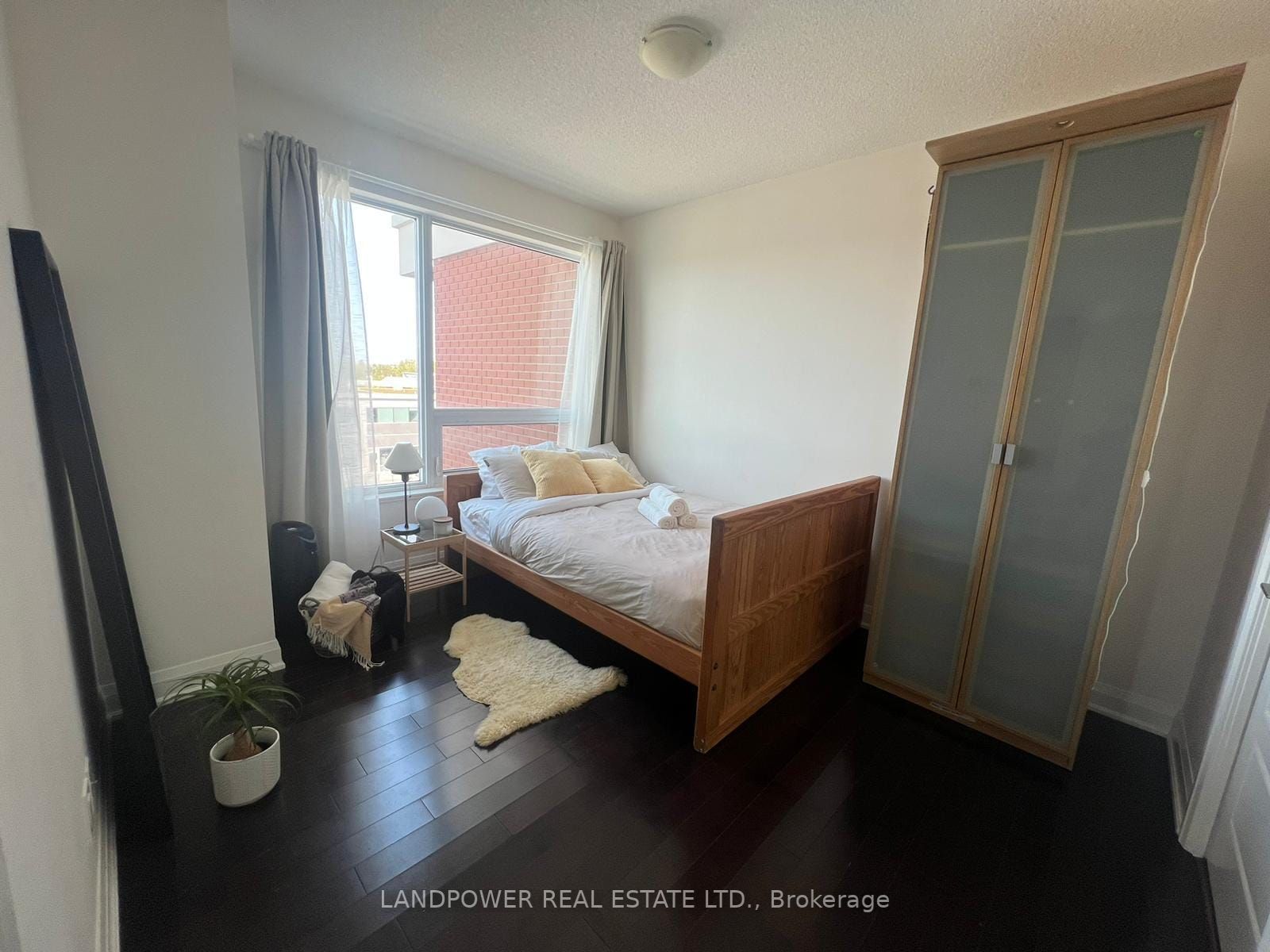 8228 Birchmount Rd, #722