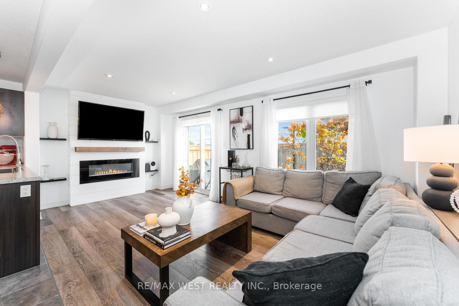 231 Hutchinson Dr