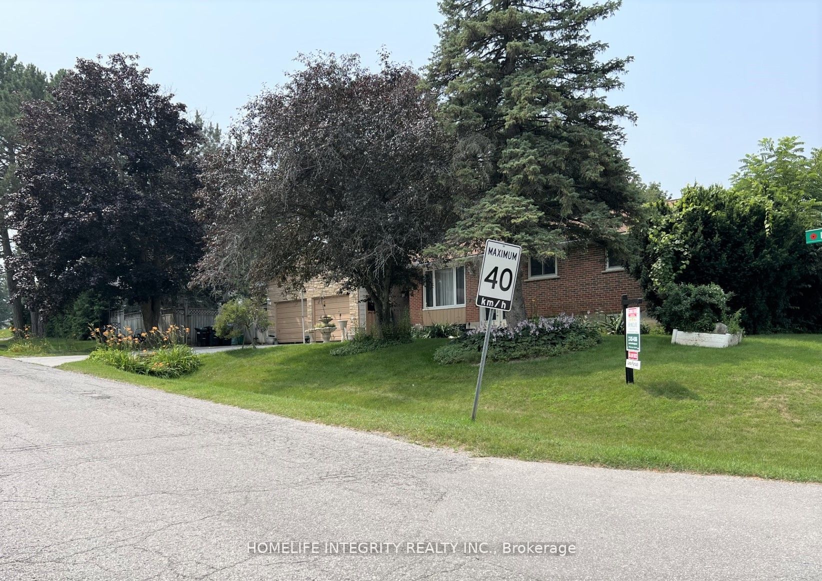 70 Banting Dr