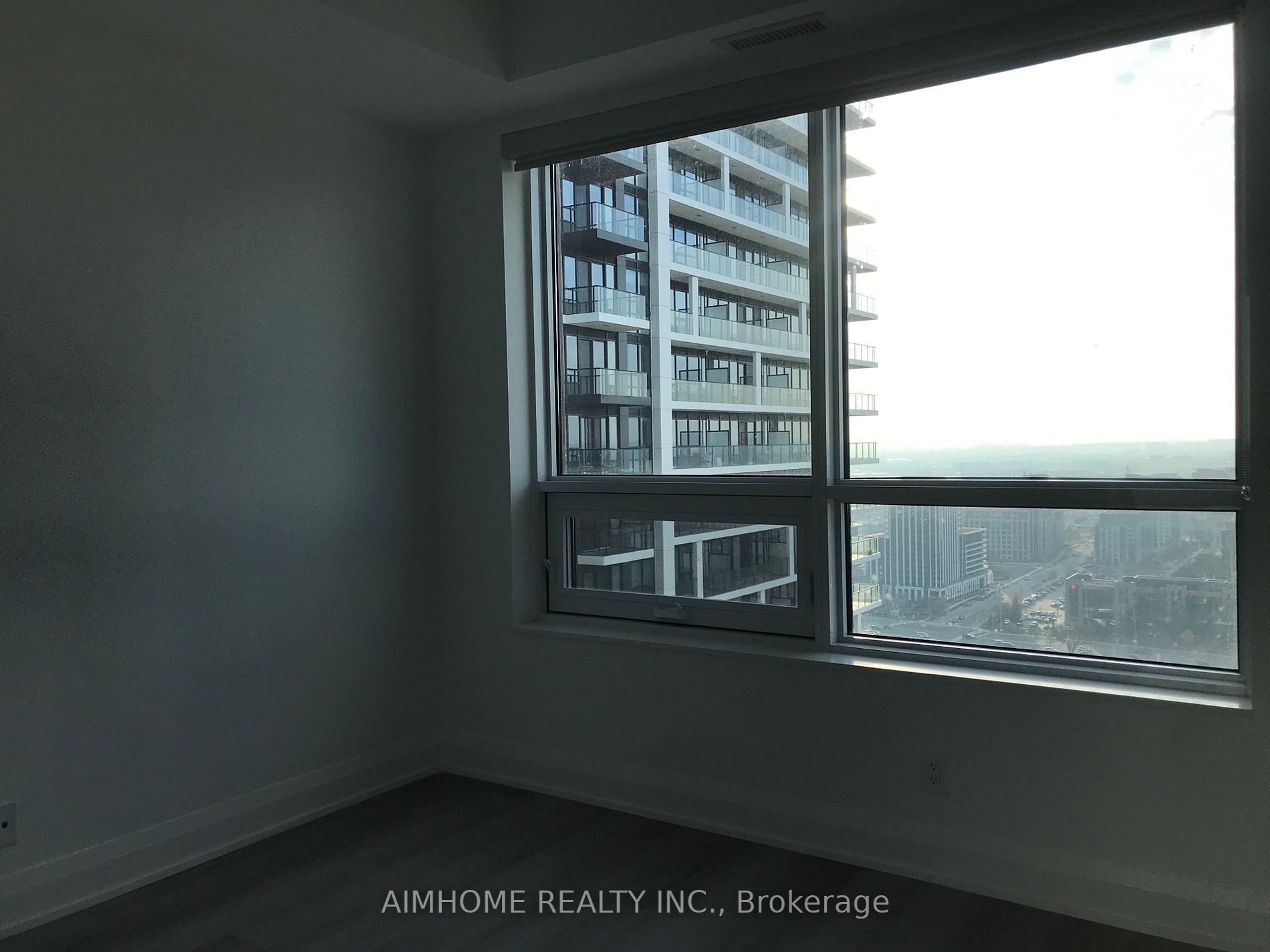 18 Water Walk Dr, #3105