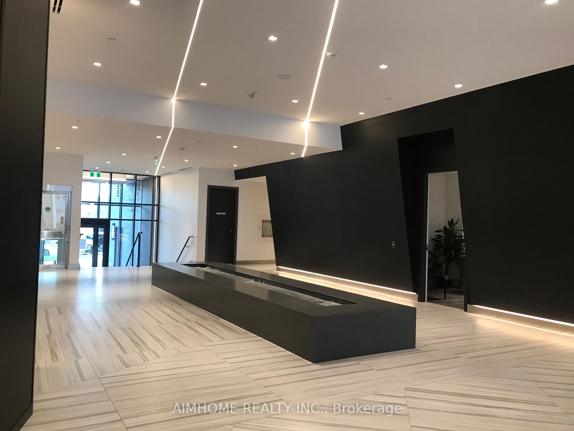 18 Water Walk Dr, #3105