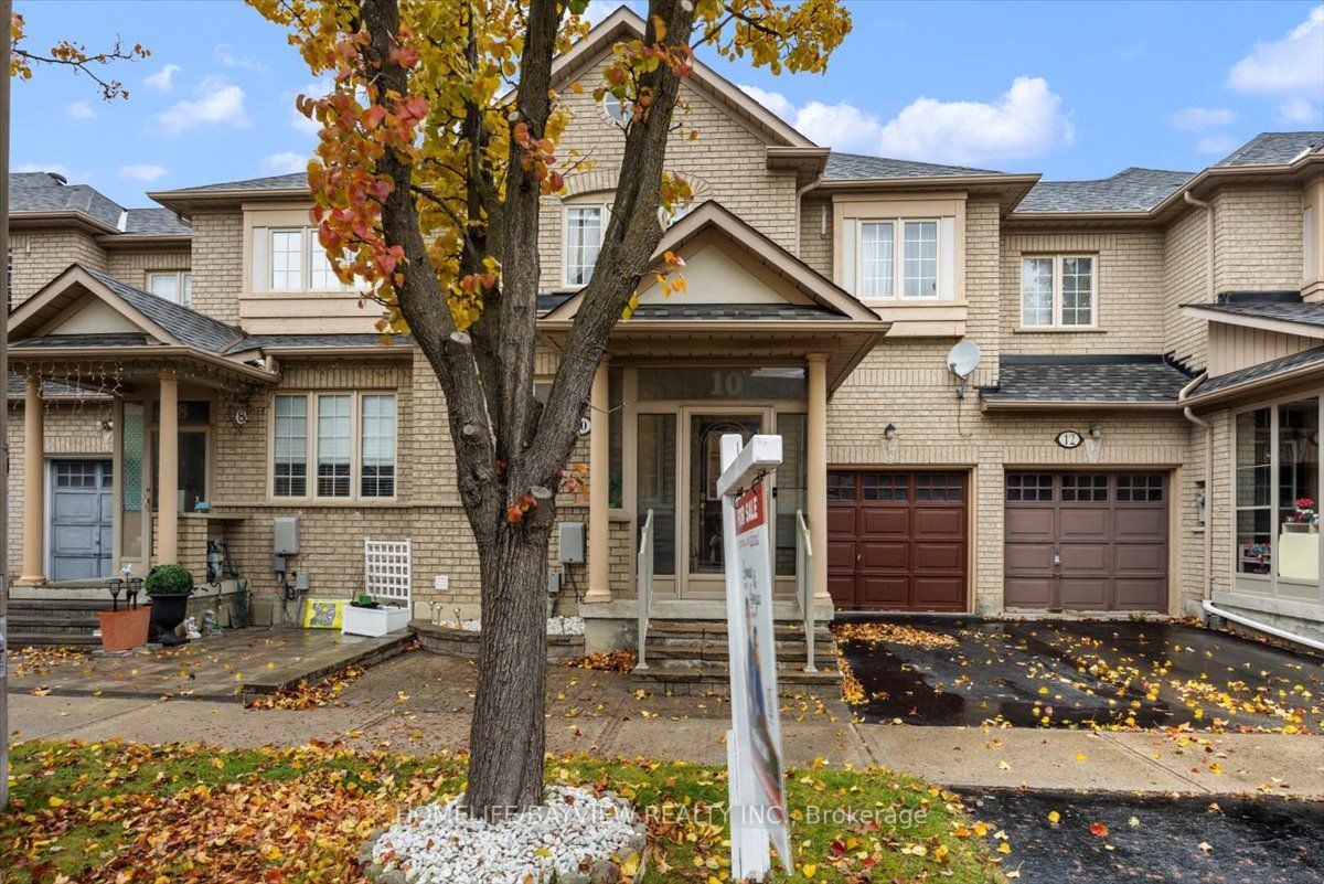 10 Sanderson Rd