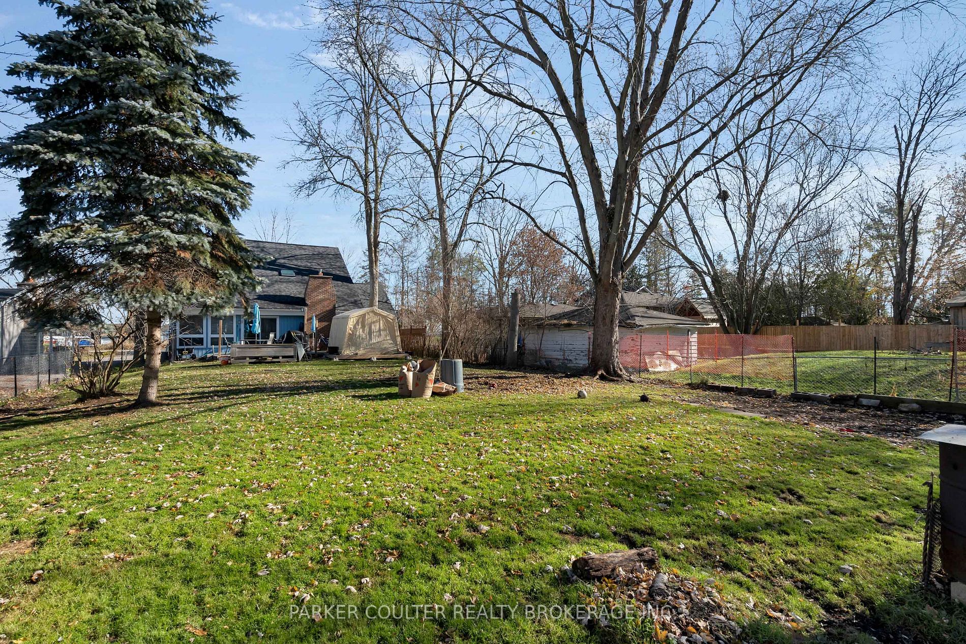 78 Lakeshore Blvd