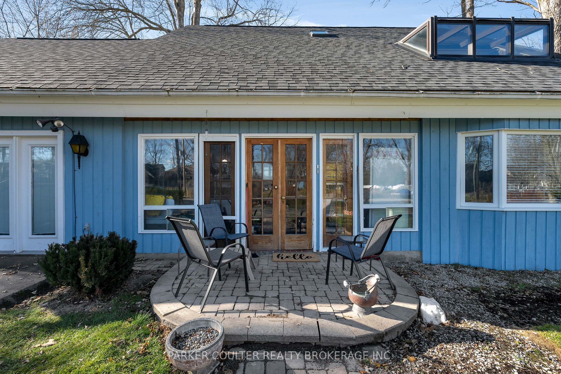 78 Lakeshore Blvd