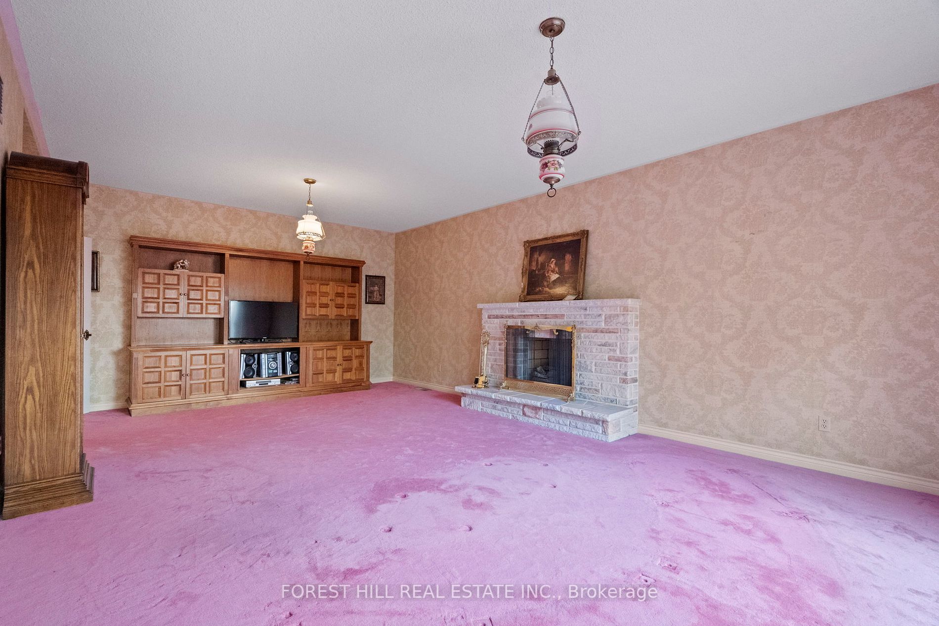 9 Forest Park Cres