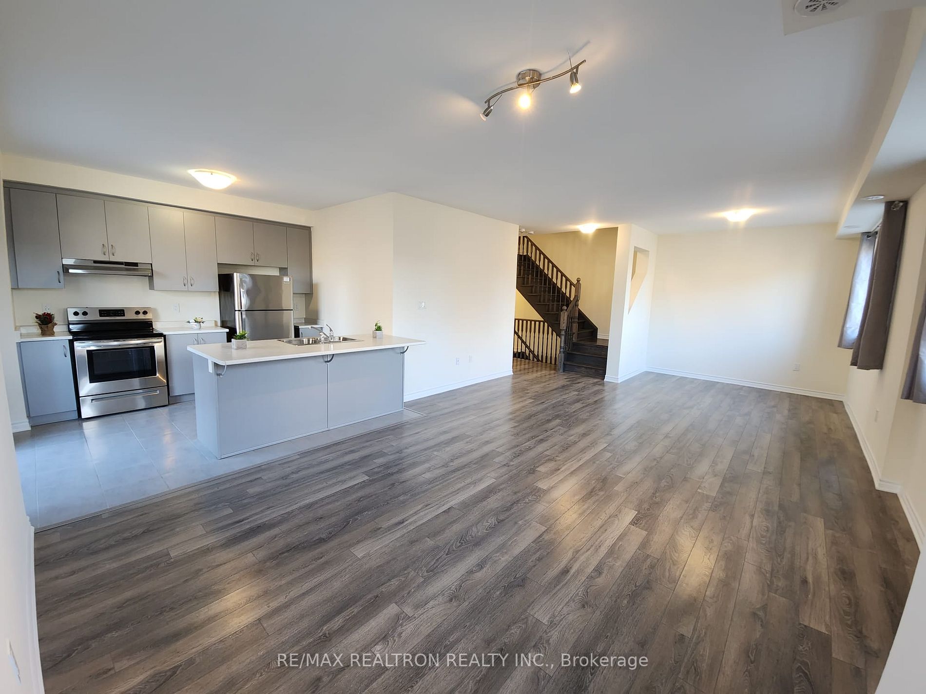 57 Frederick Wilson Ave, #12