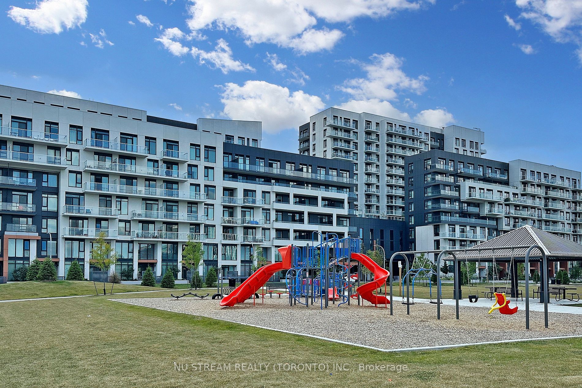 10 Rouge Valley Dr W, #1115