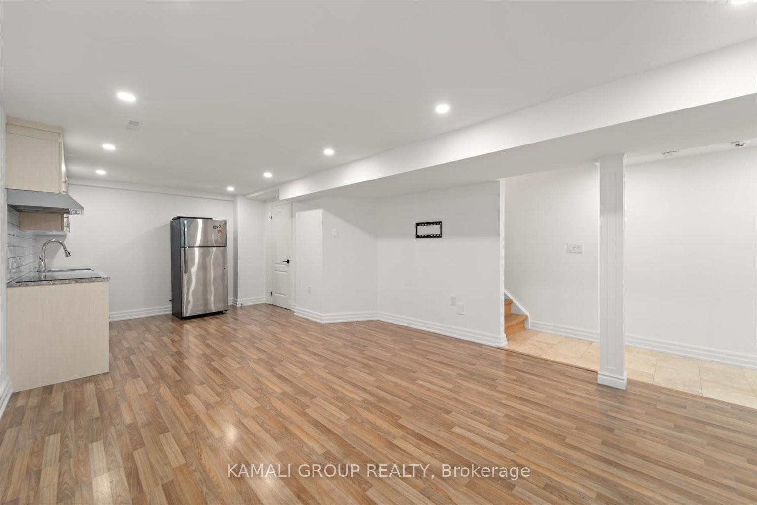 7 Grand Oak Dr