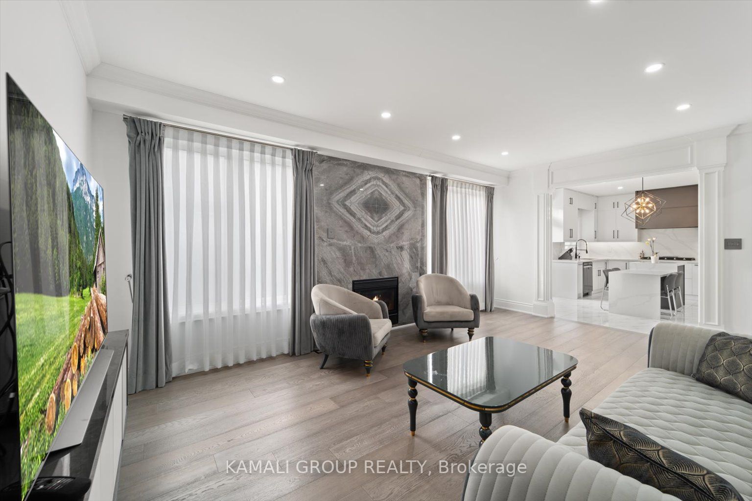 7 Grand Oak Dr