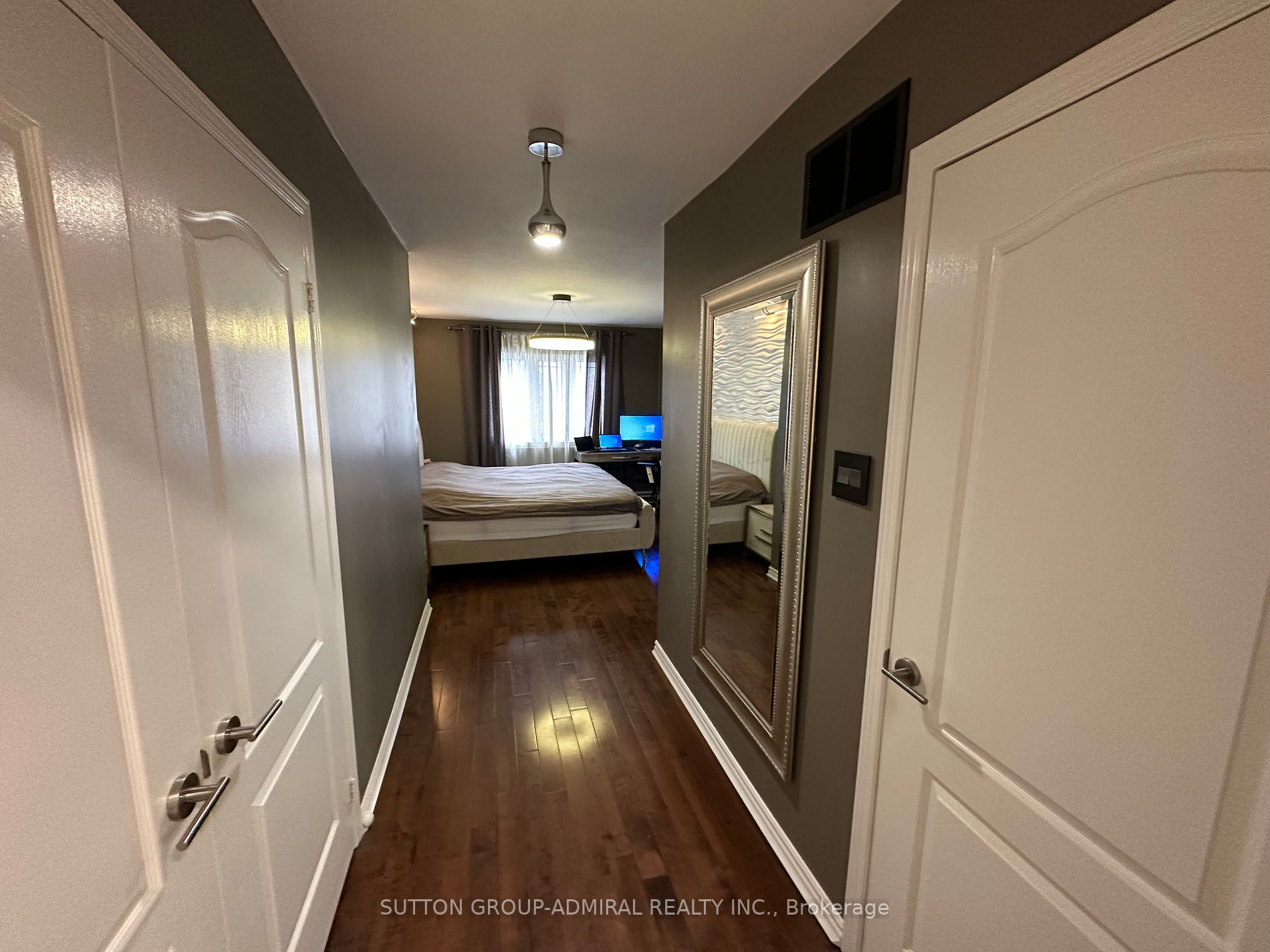 11 Rockview Gdns