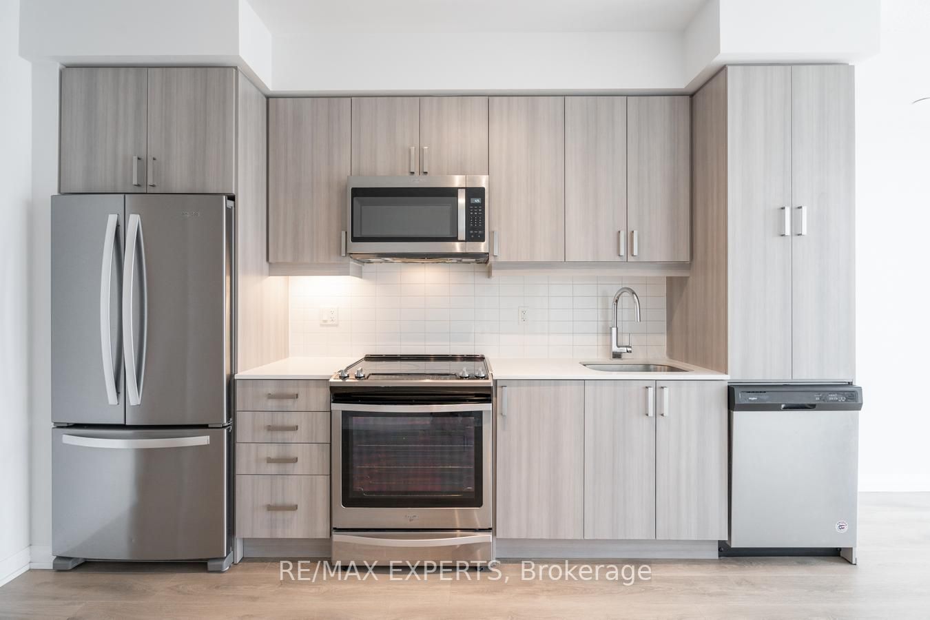 7895 Jane St, #3511
