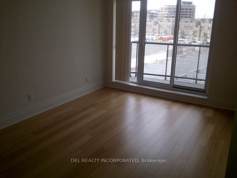 131 Upper Duke Cres, #503