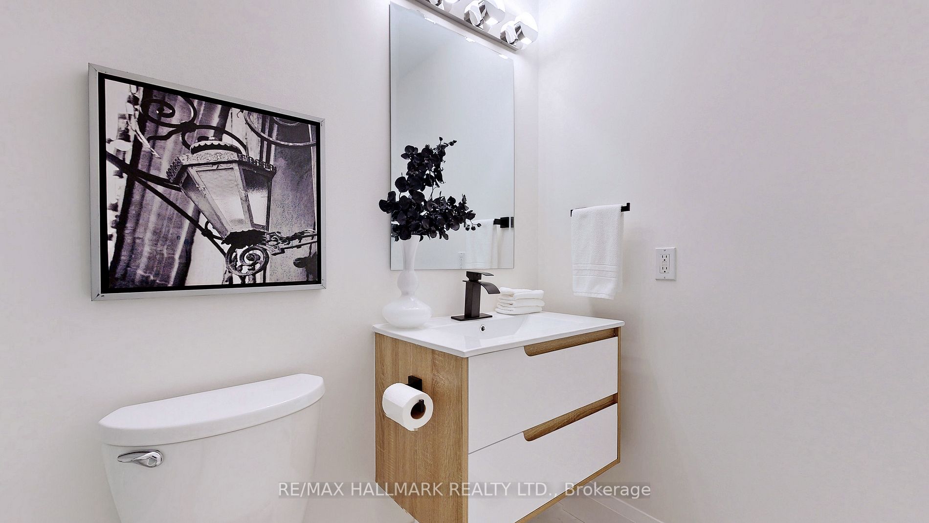 42 Poplar Cres, #36