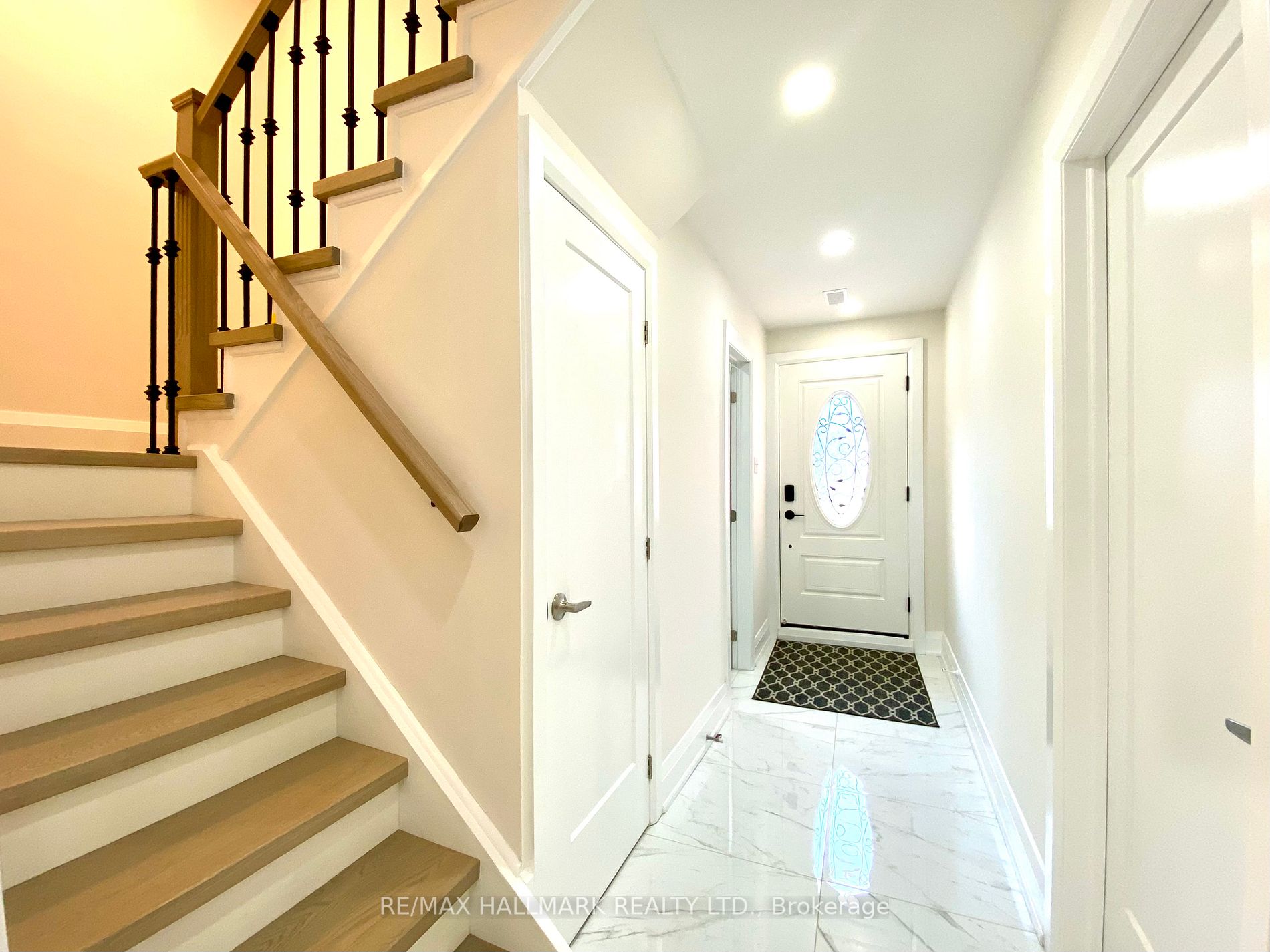 42 Poplar Cres, #36