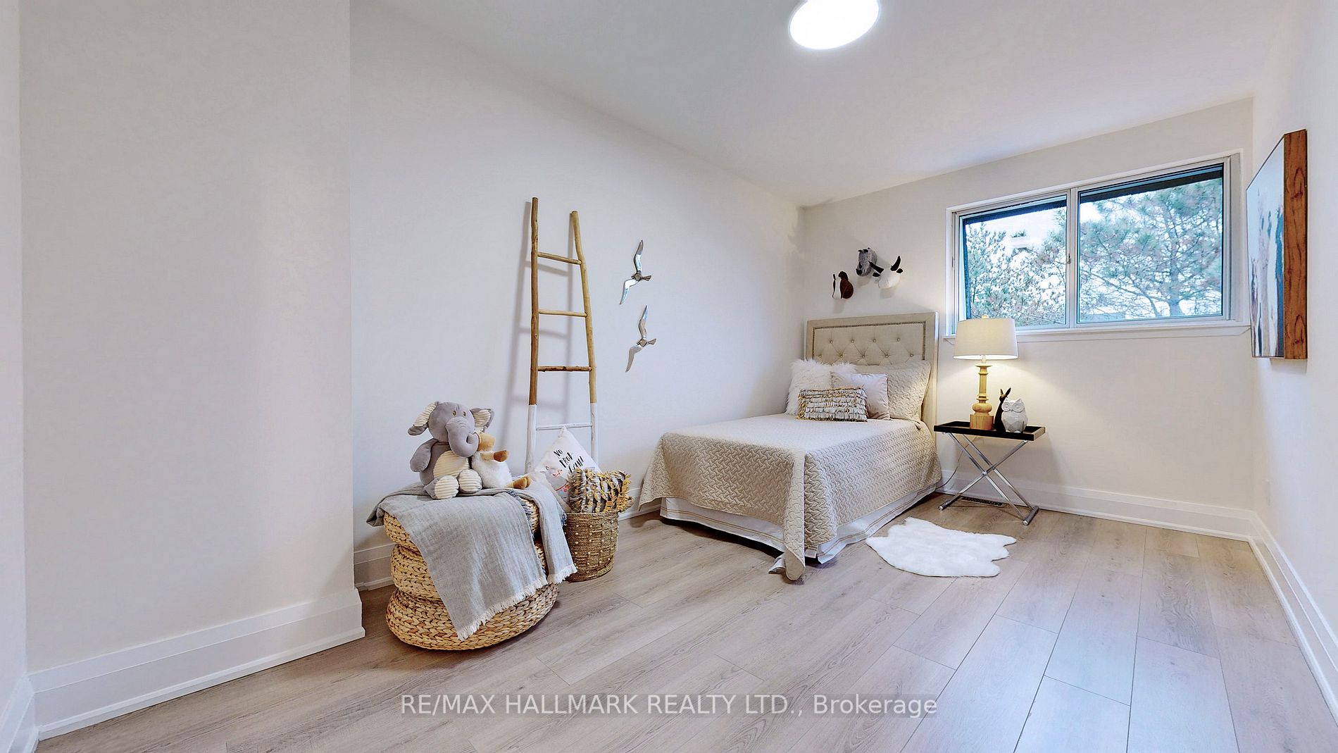 42 Poplar Cres, #36