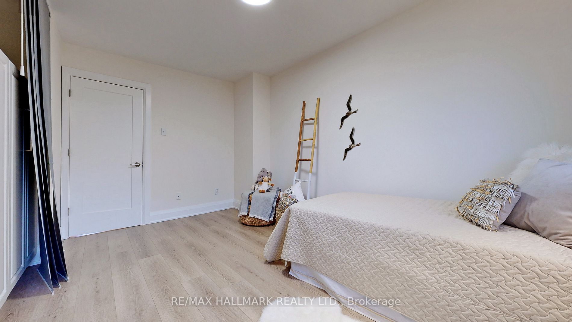 42 Poplar Cres, #36