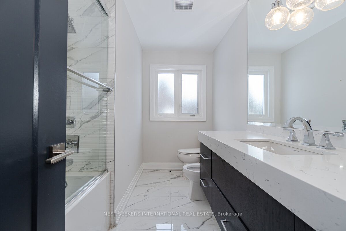 246 Patricia Dr