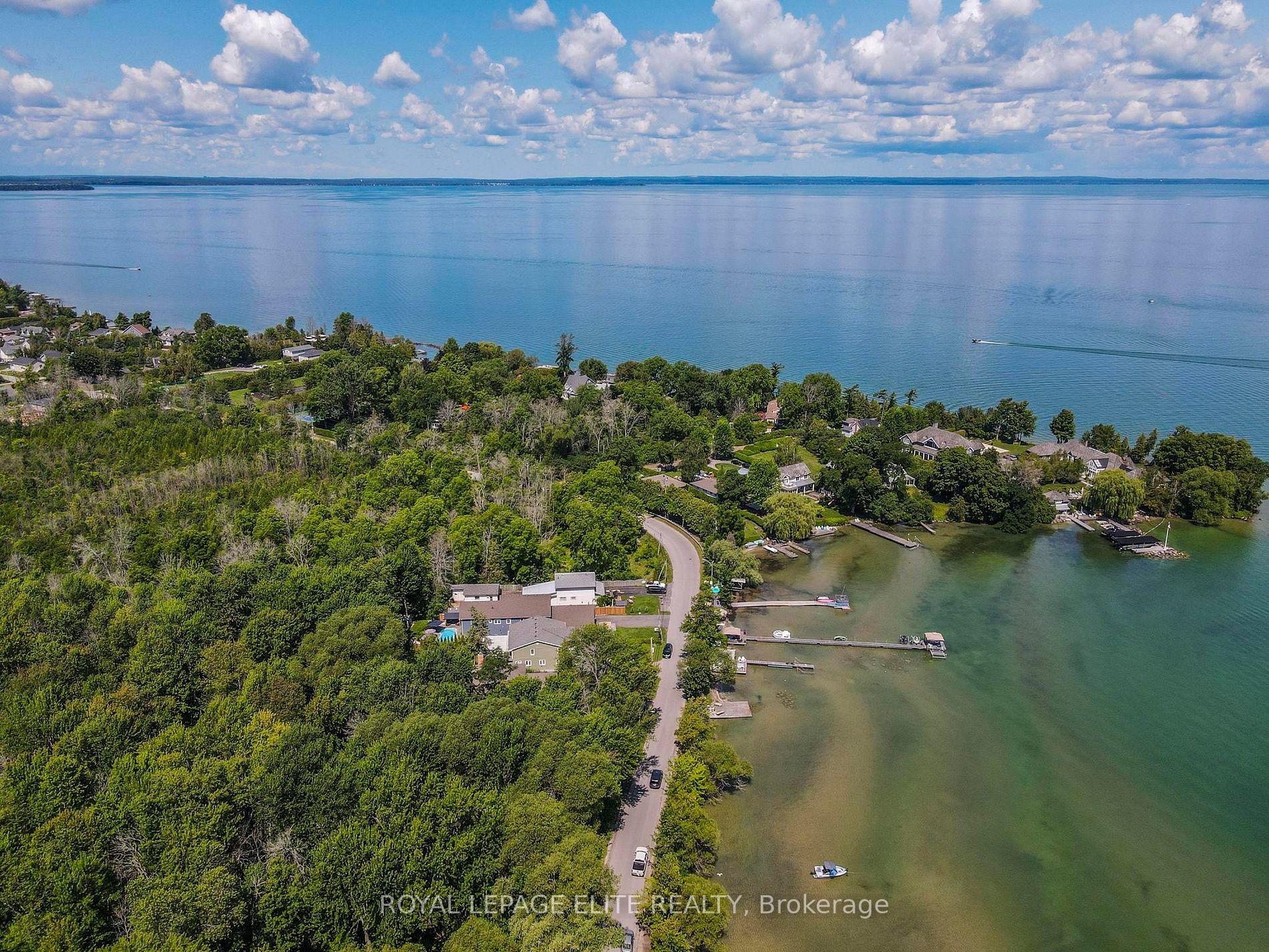 713 Lake Dr E