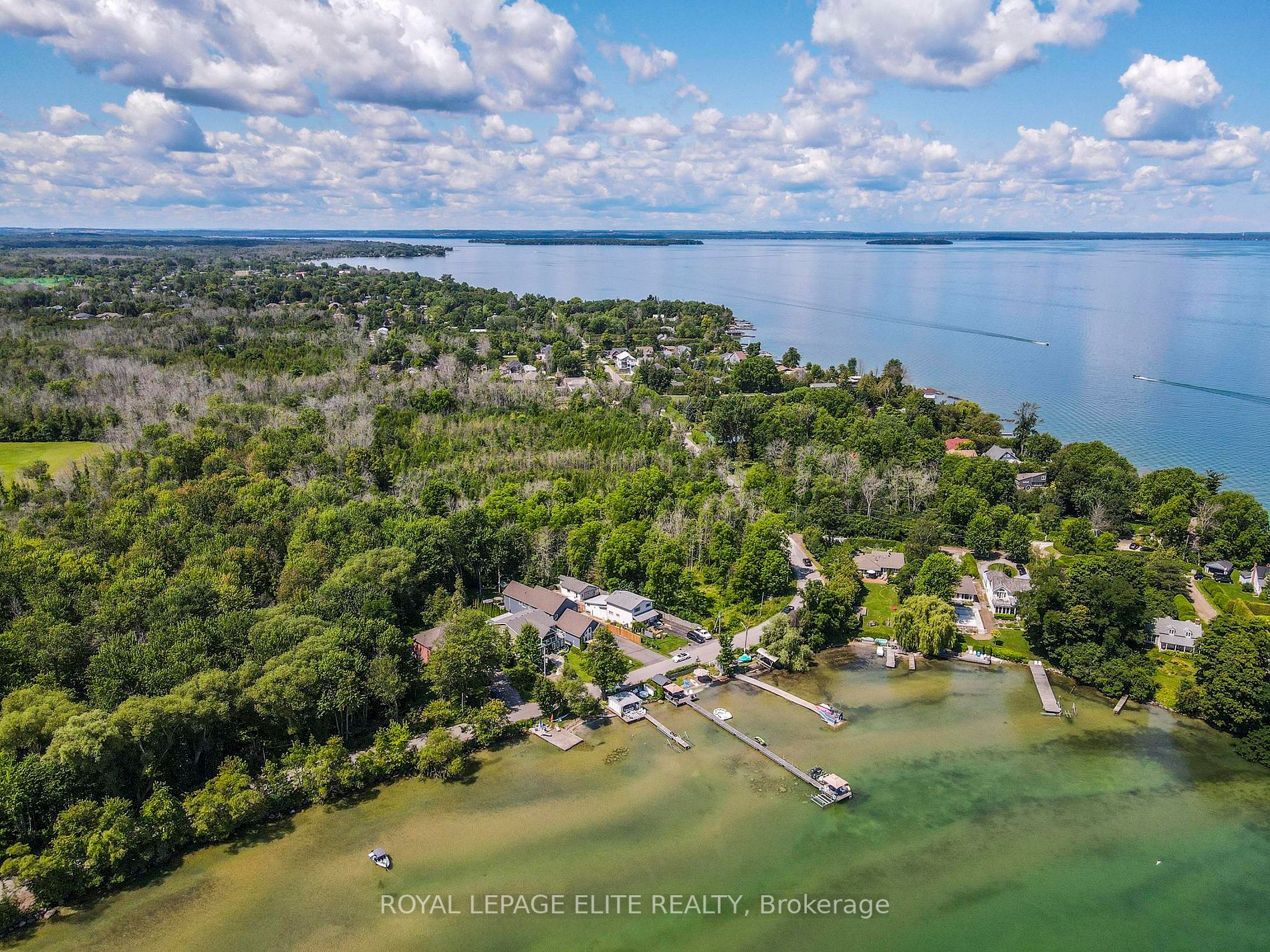 713 Lake Dr E