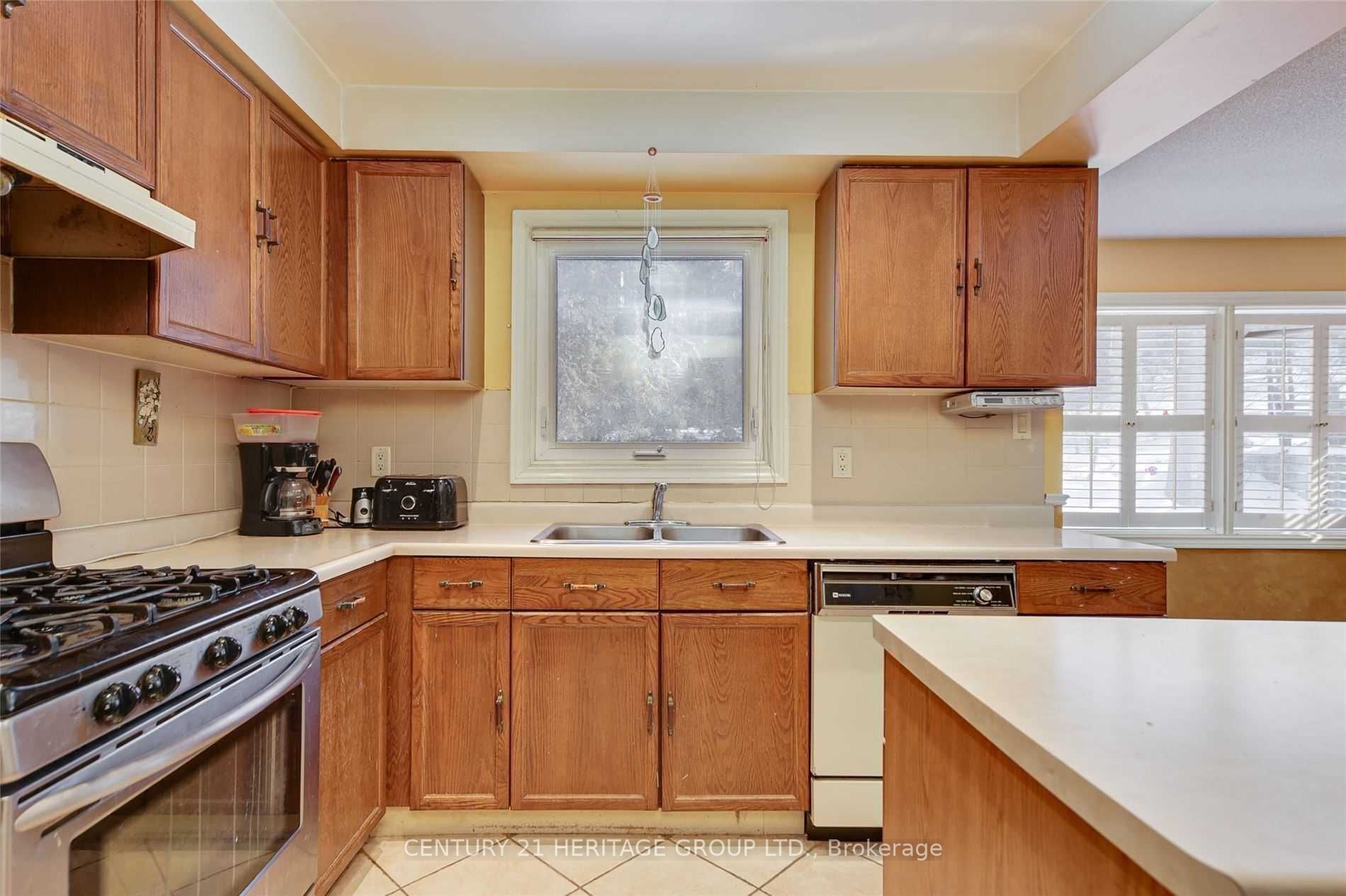 8 Tower Crt