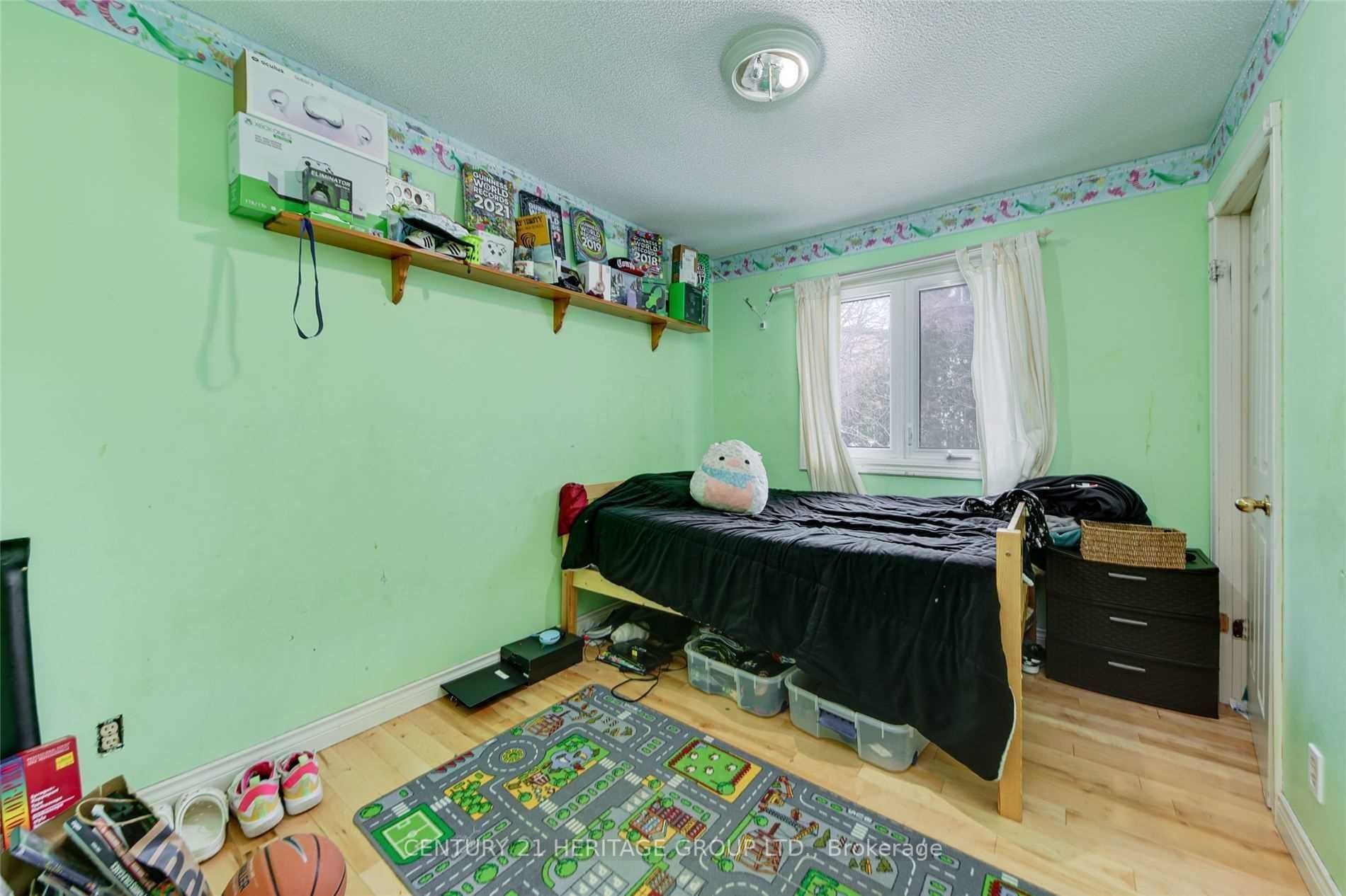 8 Tower Crt