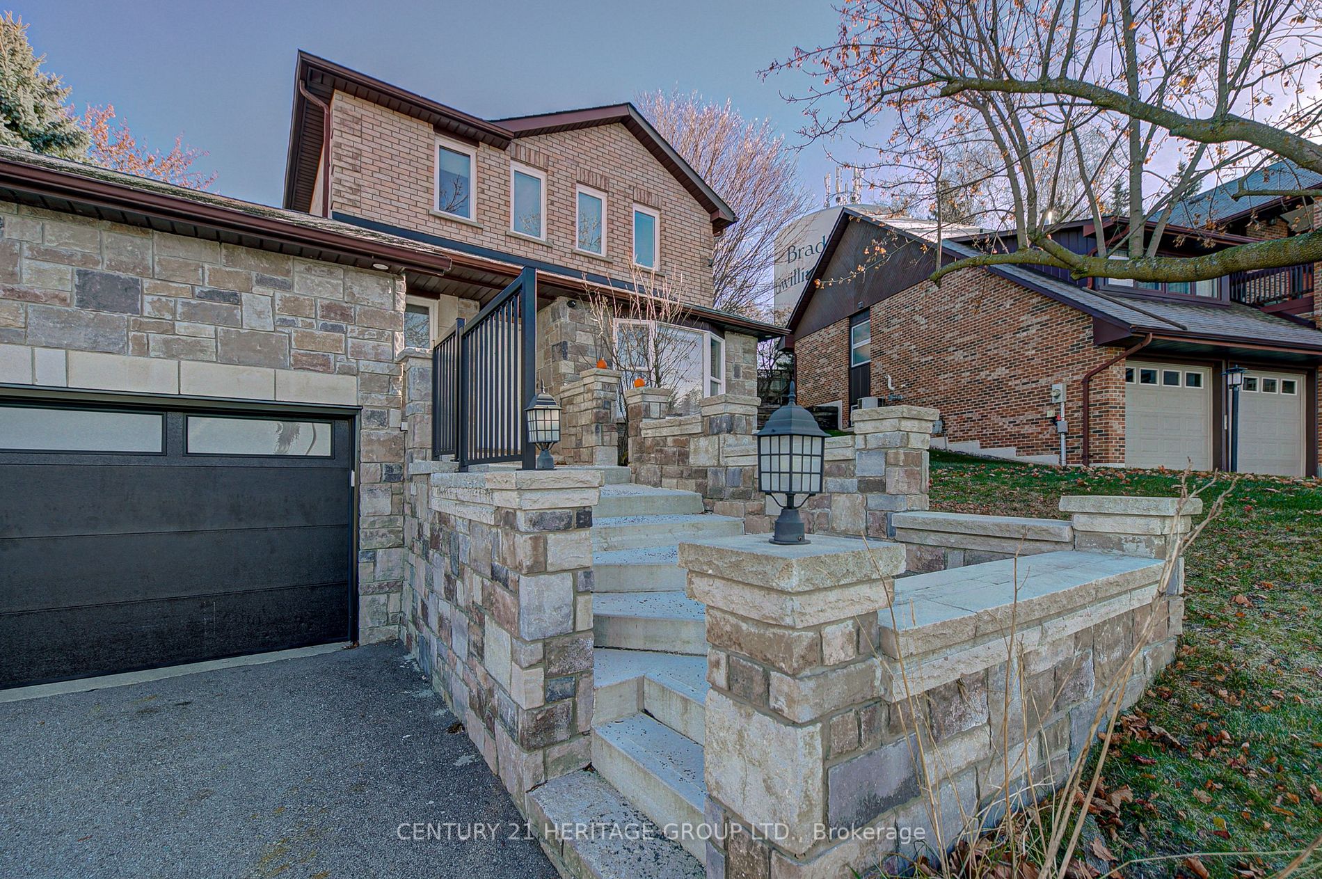 8 Tower Crt