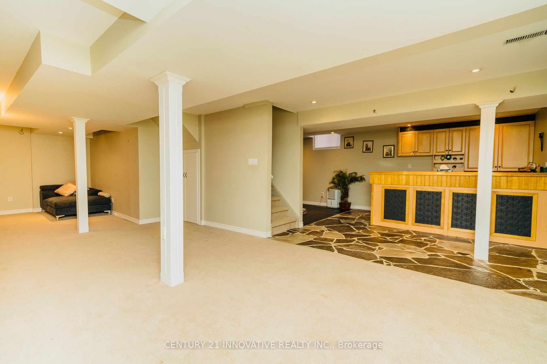 40 Norbury Dr