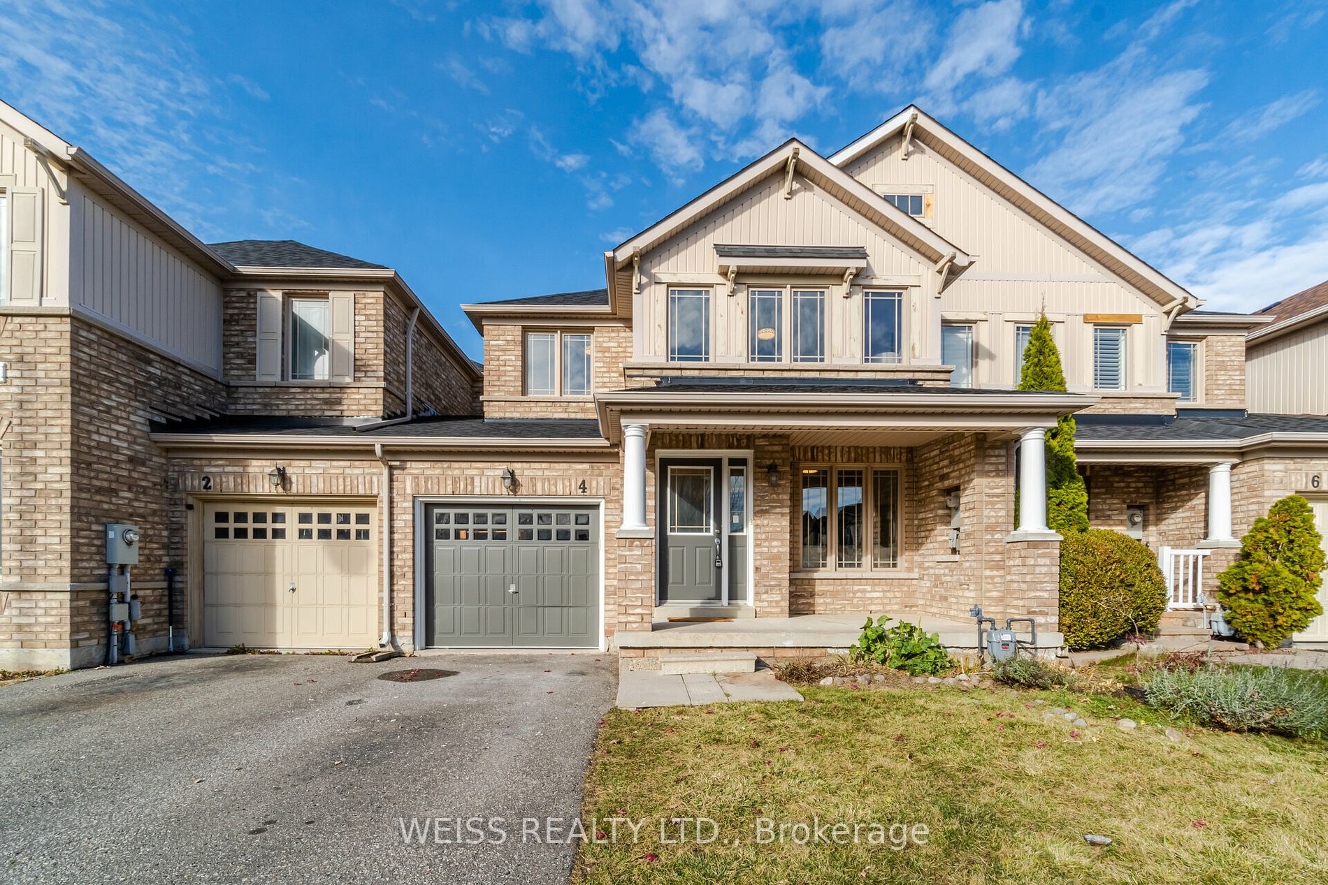 4 Cozens Dr N