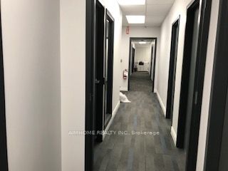 30 Fulton Way, #8- 102