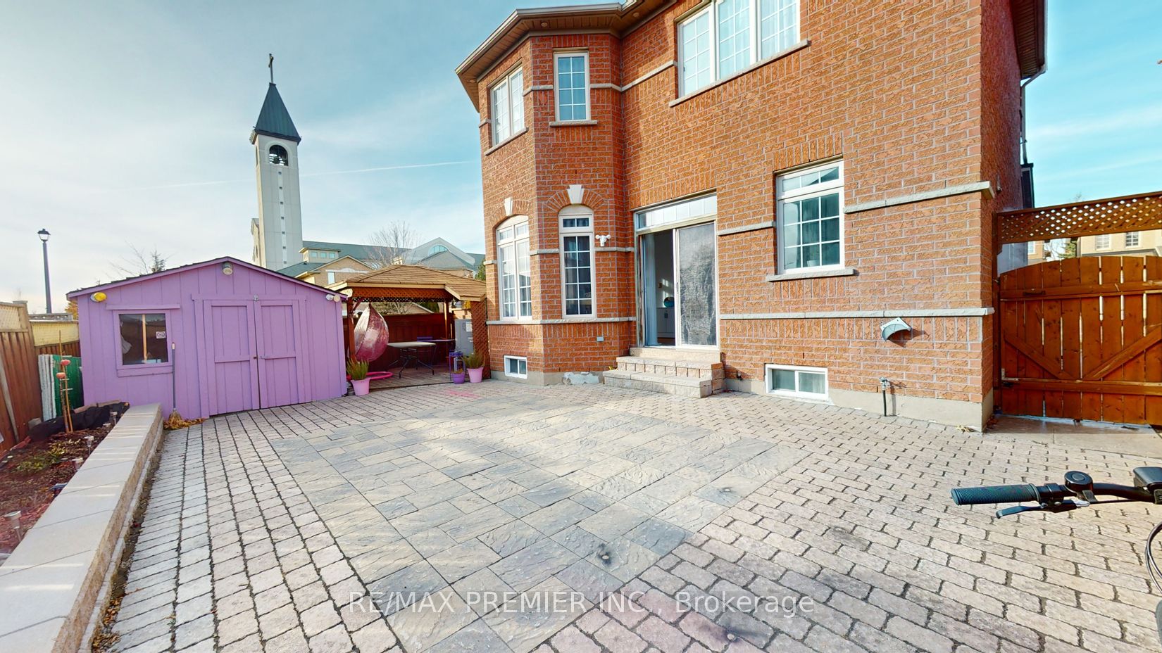 109 Fontebella Ave
