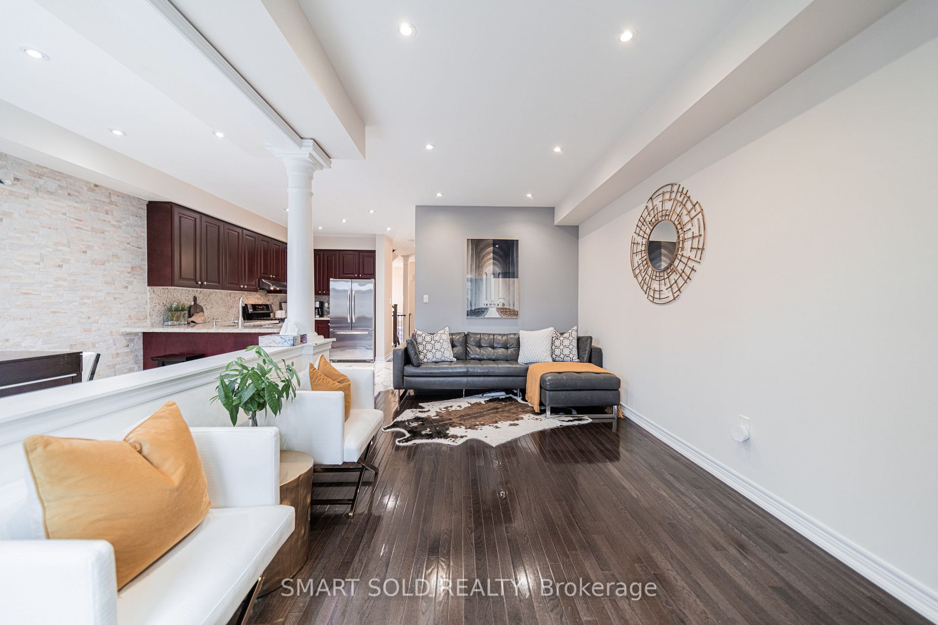 18 George Kirby St